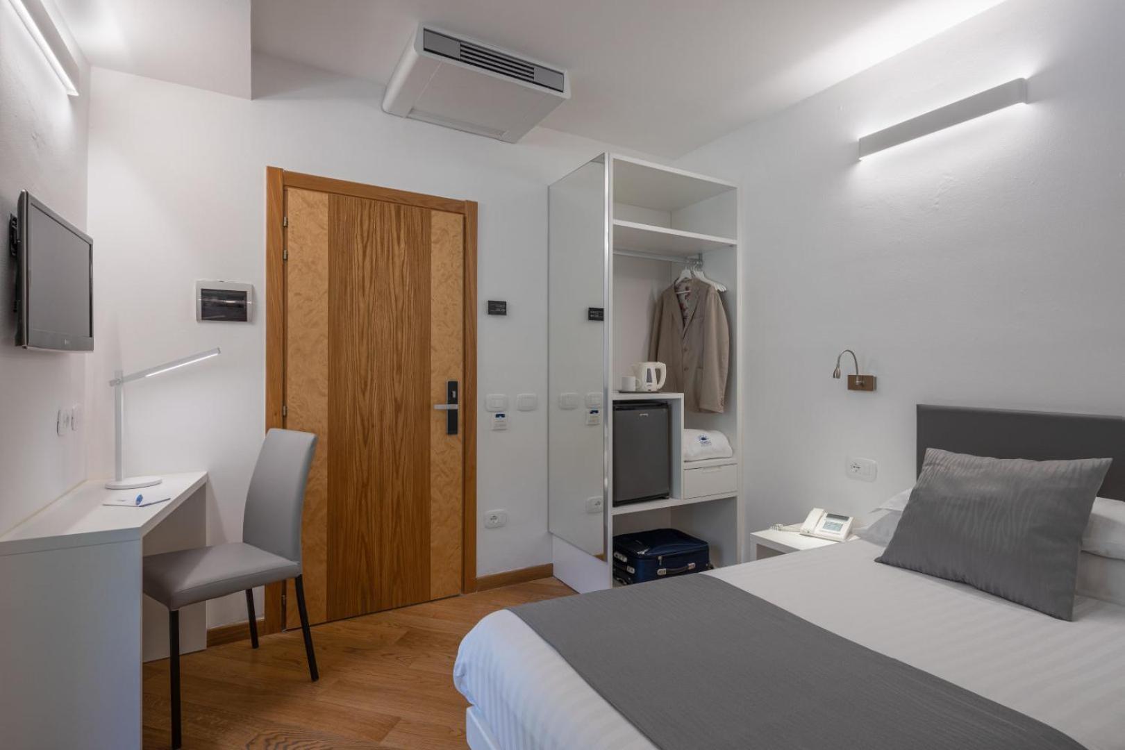 Hotel Continental - Tonelli Hotels トルボレ エクステリア 写真