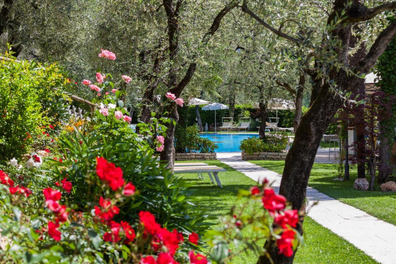 Hotel Continental - Tonelli Hotels トルボレ エクステリア 写真